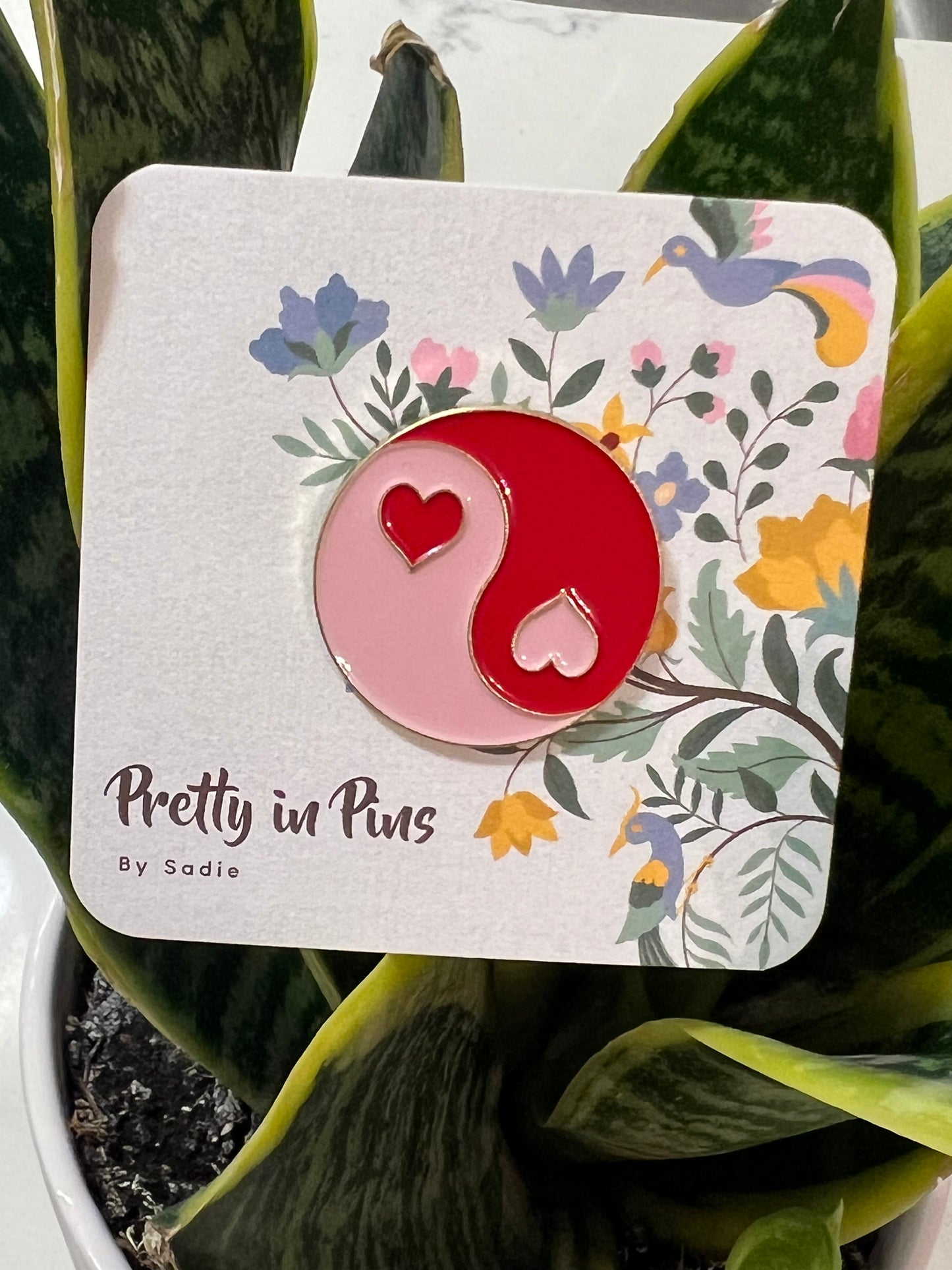 “Red/pink Love Ying Yang Pin