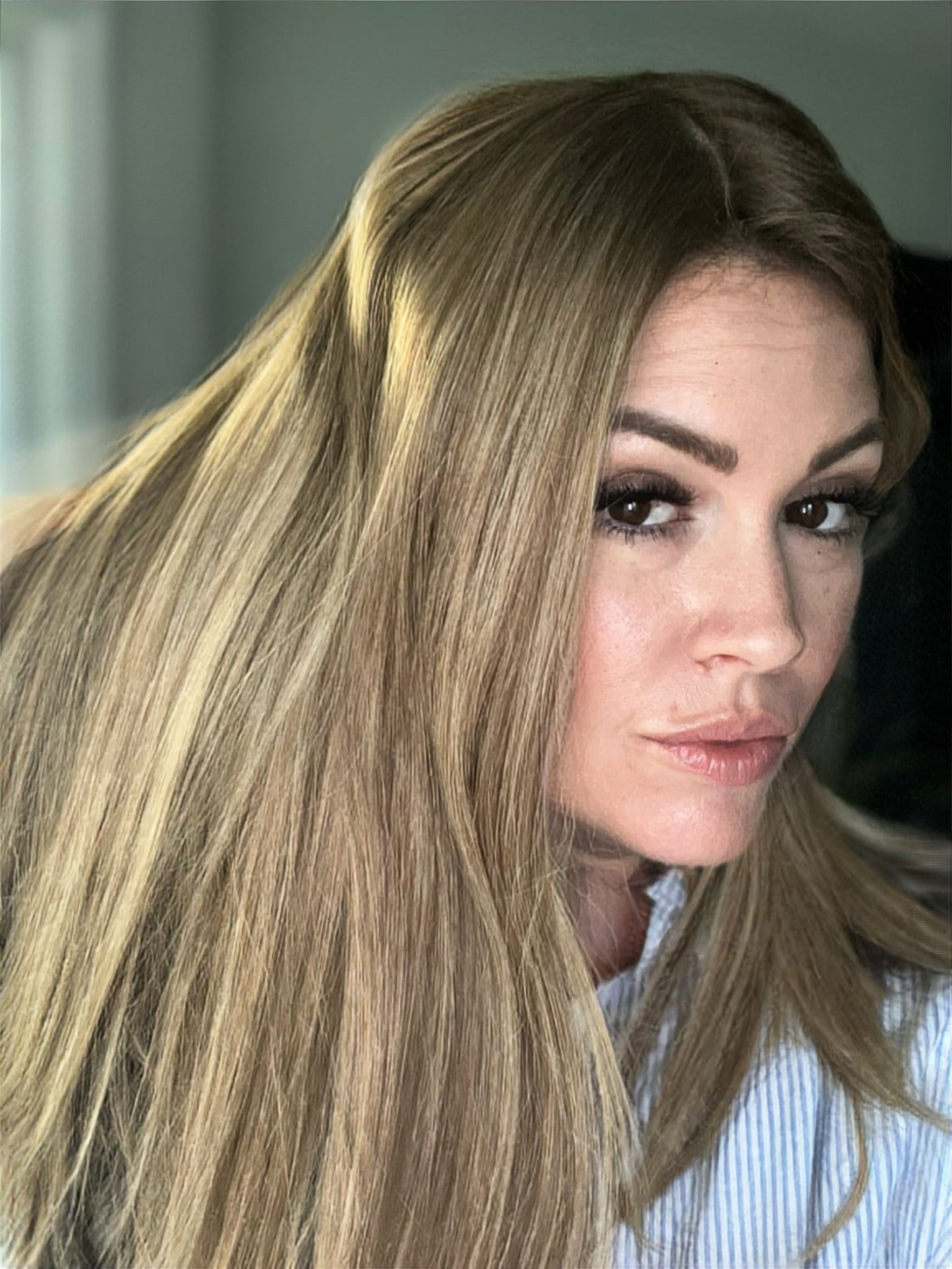 Honey Blonde Natural Root Topper 18-19 Inches